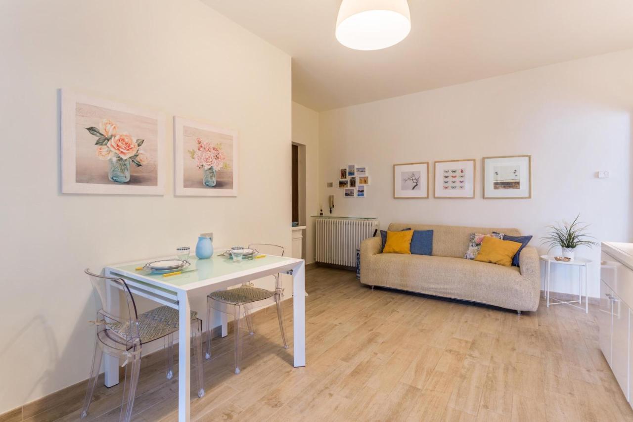 La Terrazza Appartement Brunate Buitenkant foto