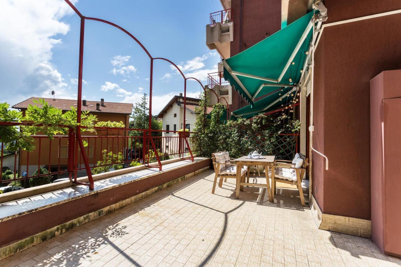 La Terrazza Appartement Brunate Buitenkant foto