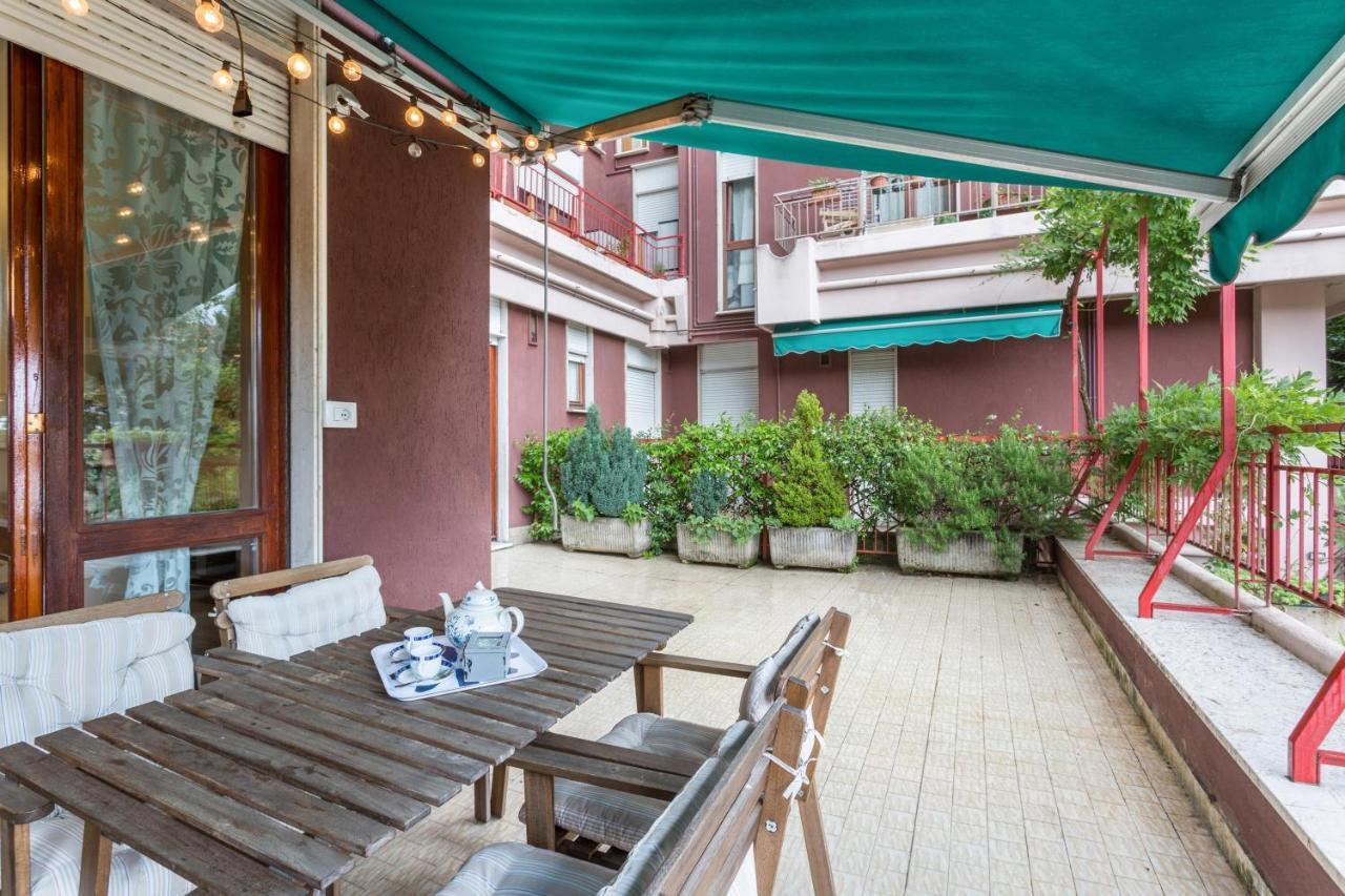La Terrazza Appartement Brunate Buitenkant foto